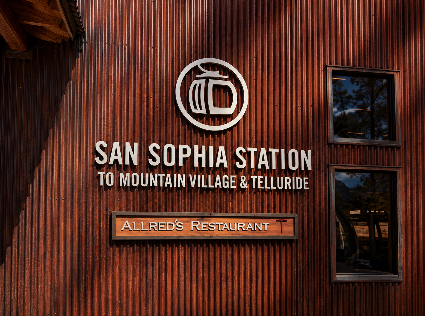 San Sophia Station signage marking the walk to Allred's Restaurant, at the top of the Telluride gondola